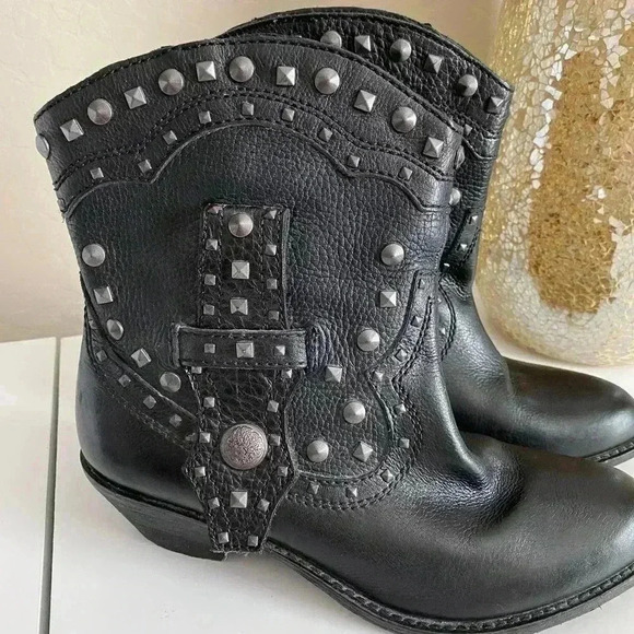 Vince Camuto Madalissa Bootie Black Size 7.5 - Picture 8 of 12